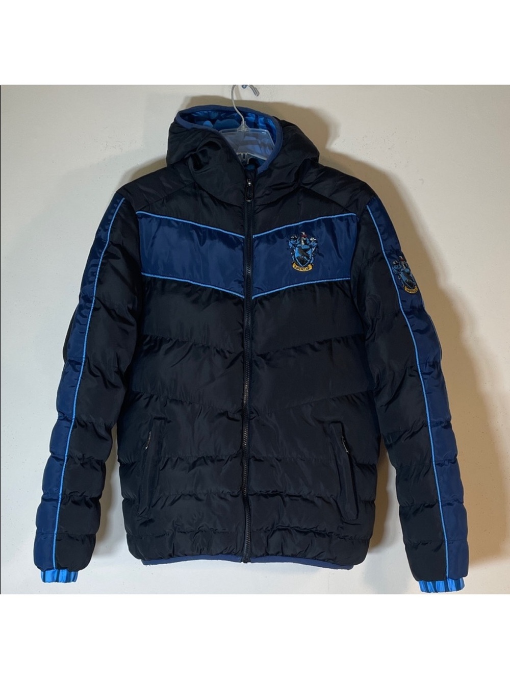 Harry Porter RAVENCLAW Embroidered Puffer Quilted Hooded Jacket. Men’s XS.